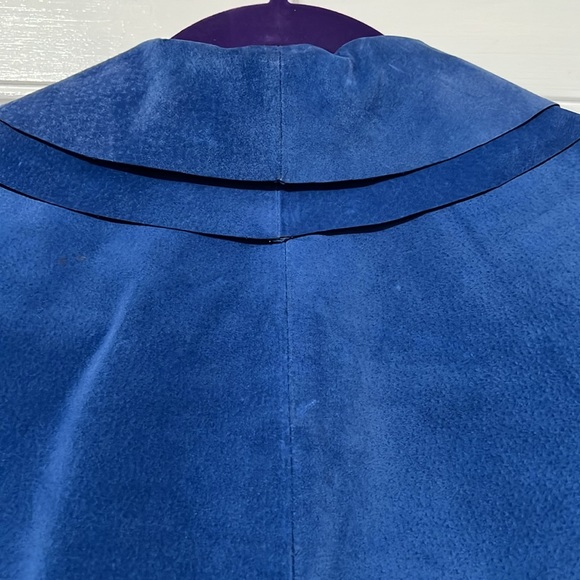 Bernardo Royal Blue Suede Jacket with Double Ruffle Collar & Ruffle at Bottom - Picture 13 of 15